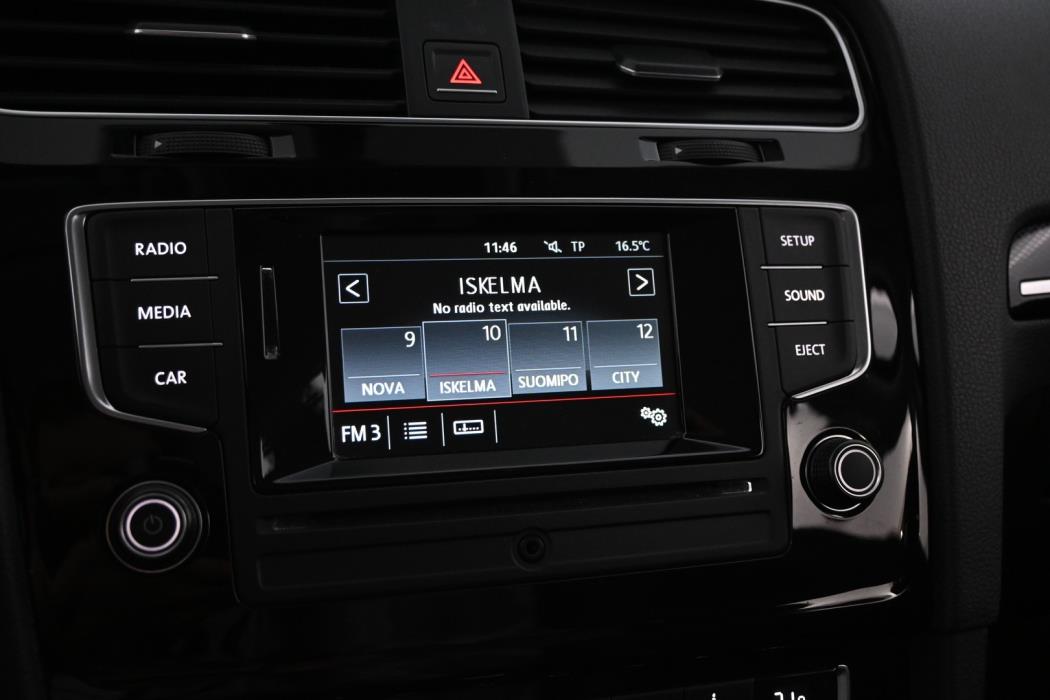 VOLKSWAGEN Golf 2013