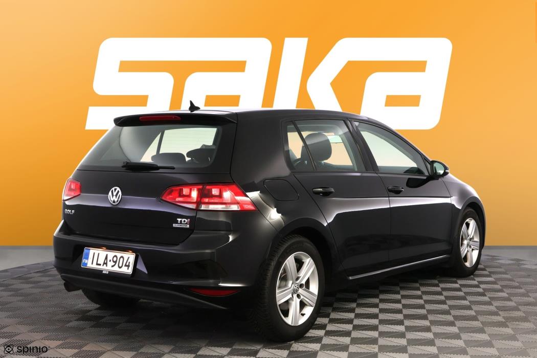 VOLKSWAGEN Golf 2013
