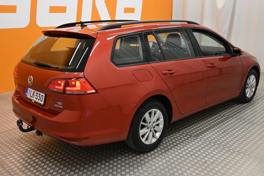 VOLKSWAGEN Golf 2014