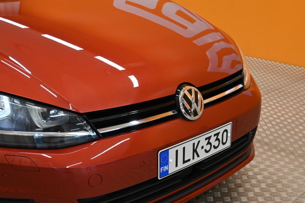 VOLKSWAGEN Golf 2014