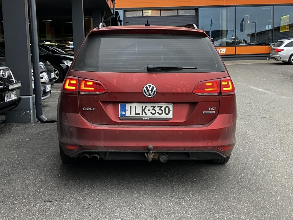 VOLKSWAGEN Golf 2014