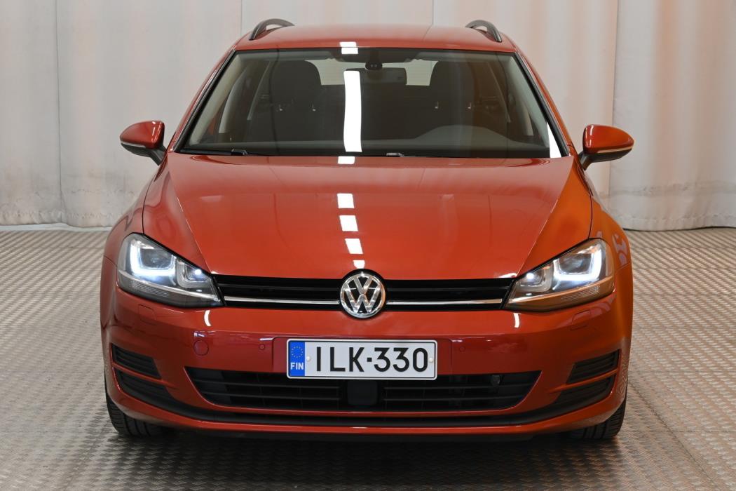 VOLKSWAGEN Golf 2014