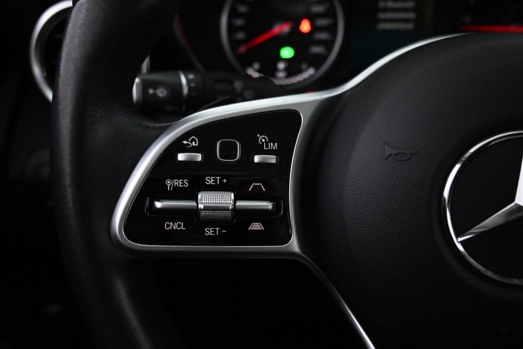 MERCEDES-BENZ GLC 2020