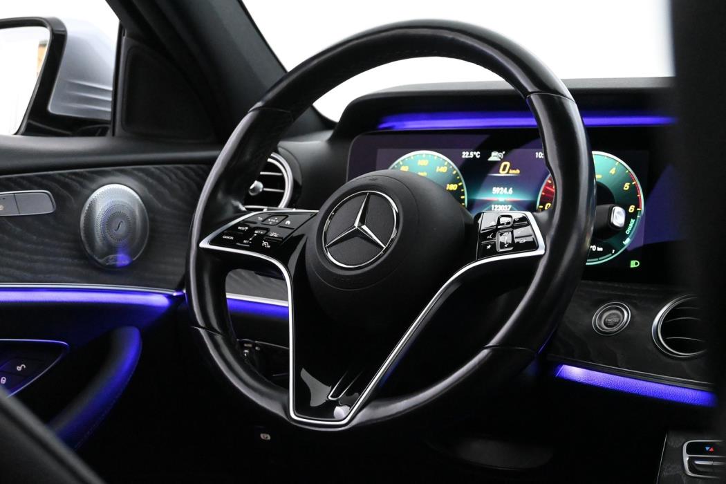 MERCEDES-BENZ E 2021