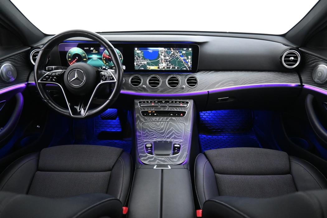 MERCEDES-BENZ E 2021