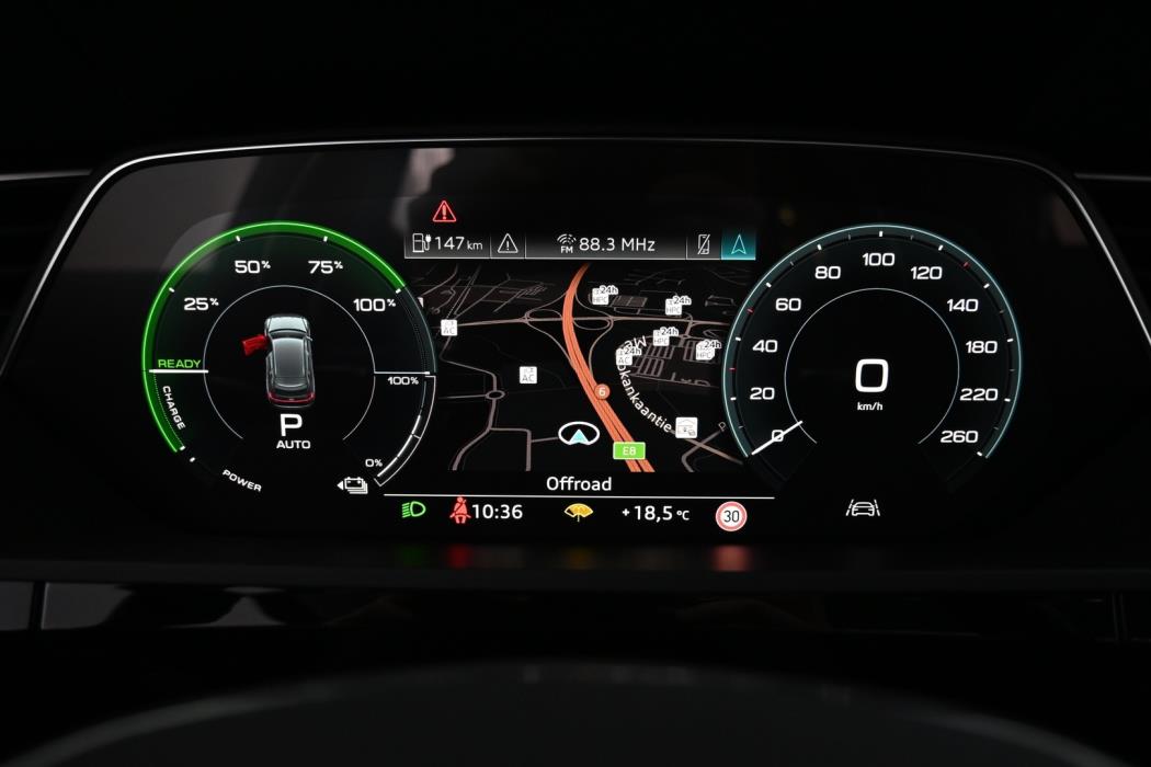 AUDI e-tron 2019