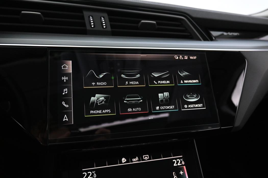 AUDI e-tron 2019