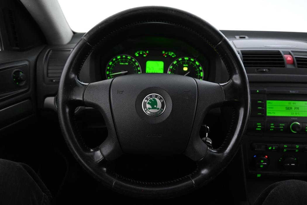 SKODA Octavia 2005