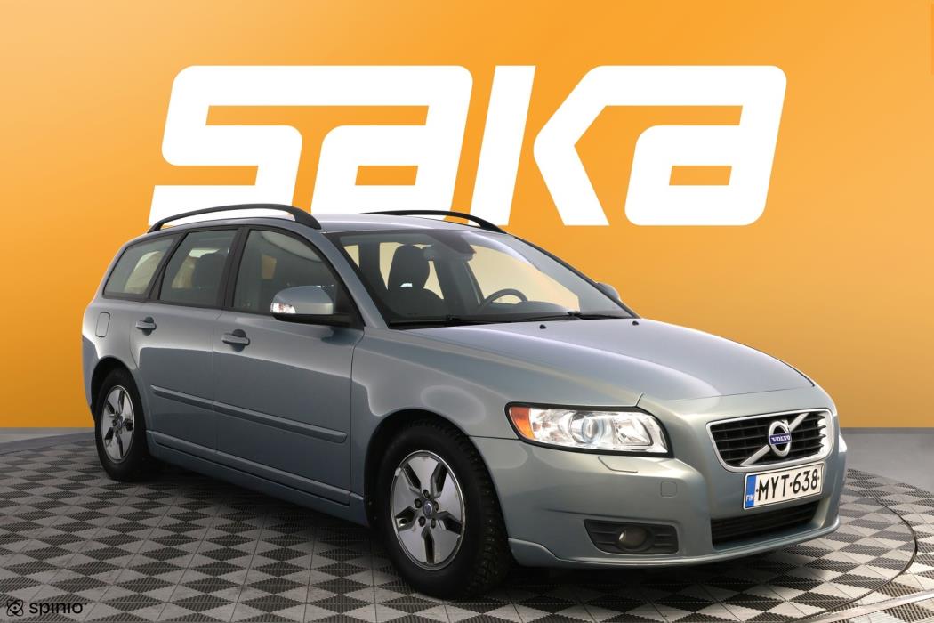 VOLVO V50 2011
