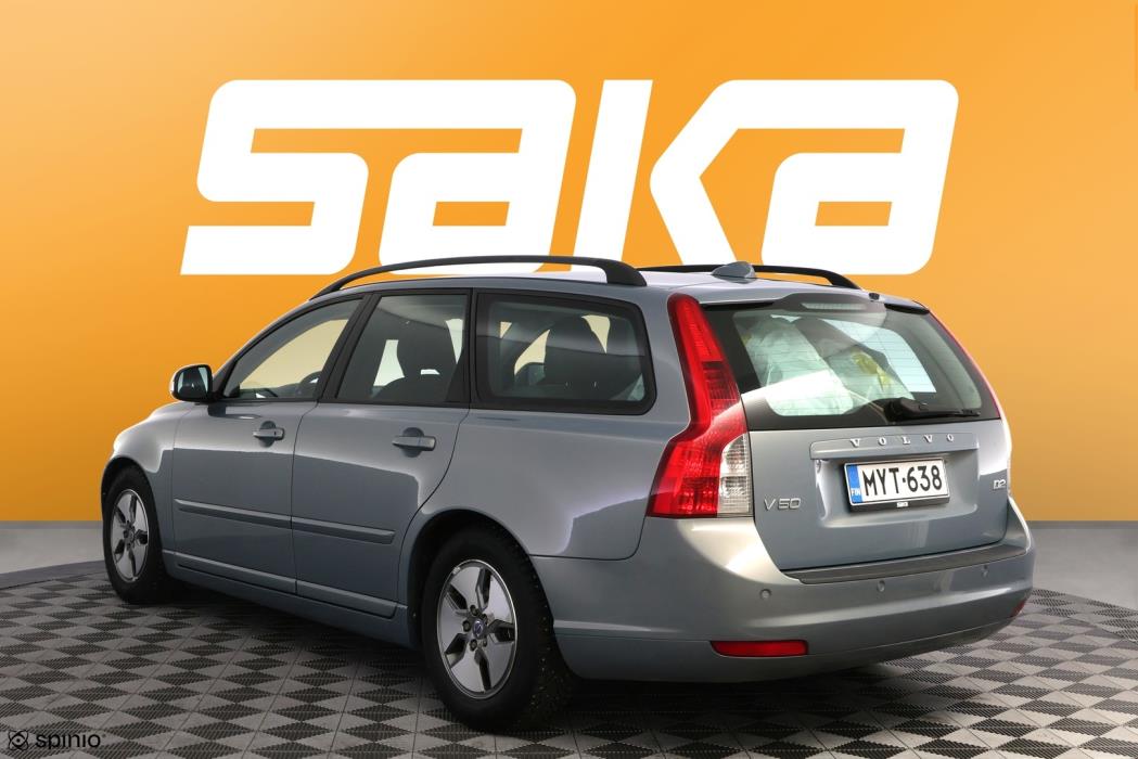 VOLVO V50 2011