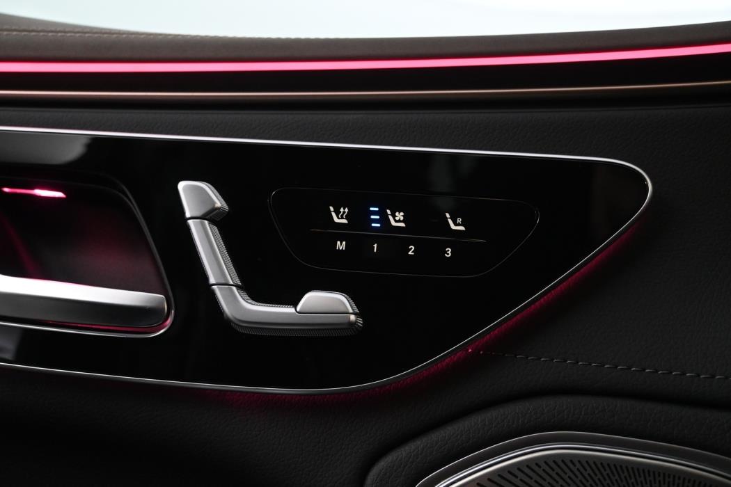 MERCEDES-BENZ EQS 2022