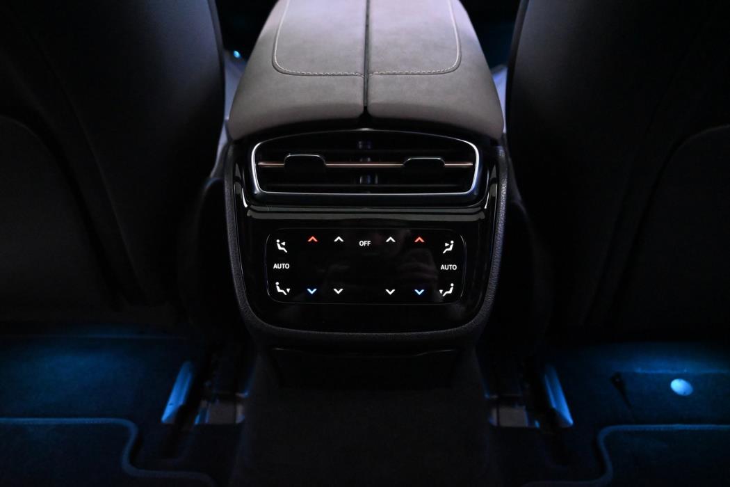 MERCEDES-BENZ EQS 2022