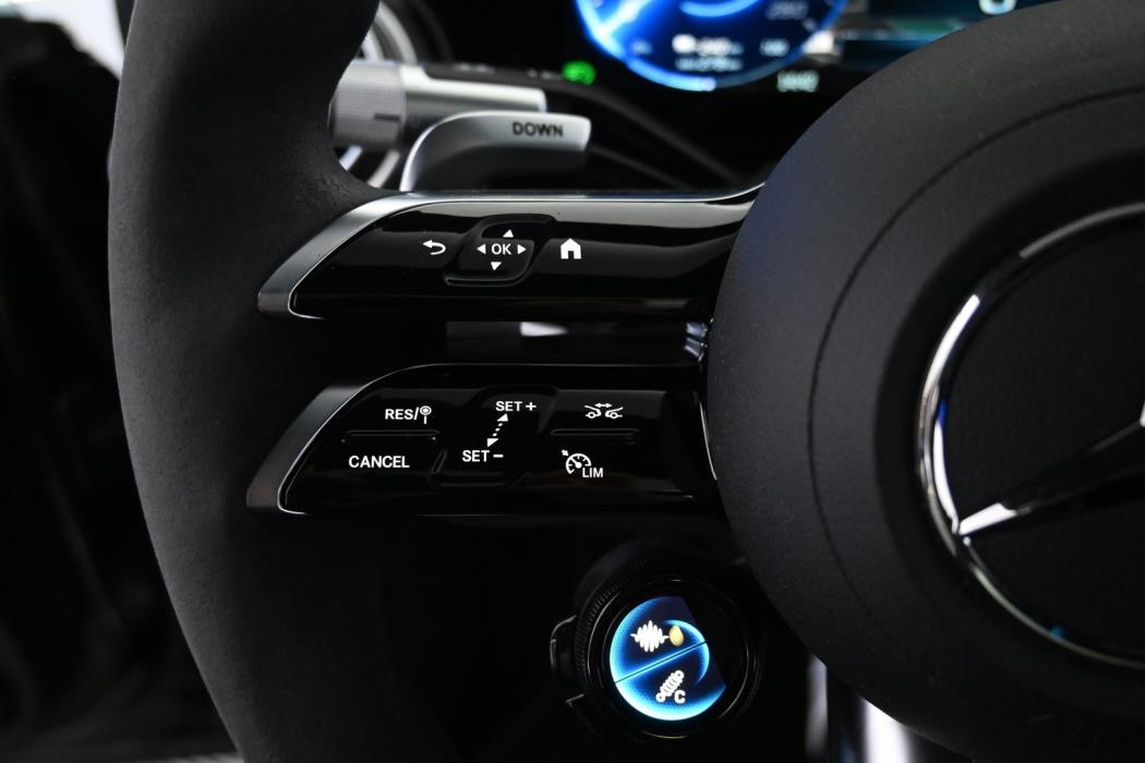 MERCEDES-BENZ EQS 2022