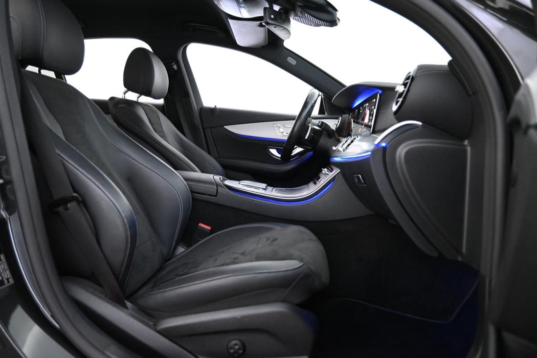 MERCEDES-BENZ E 2021