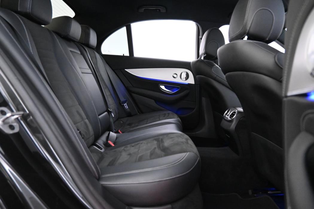 MERCEDES-BENZ E 2021