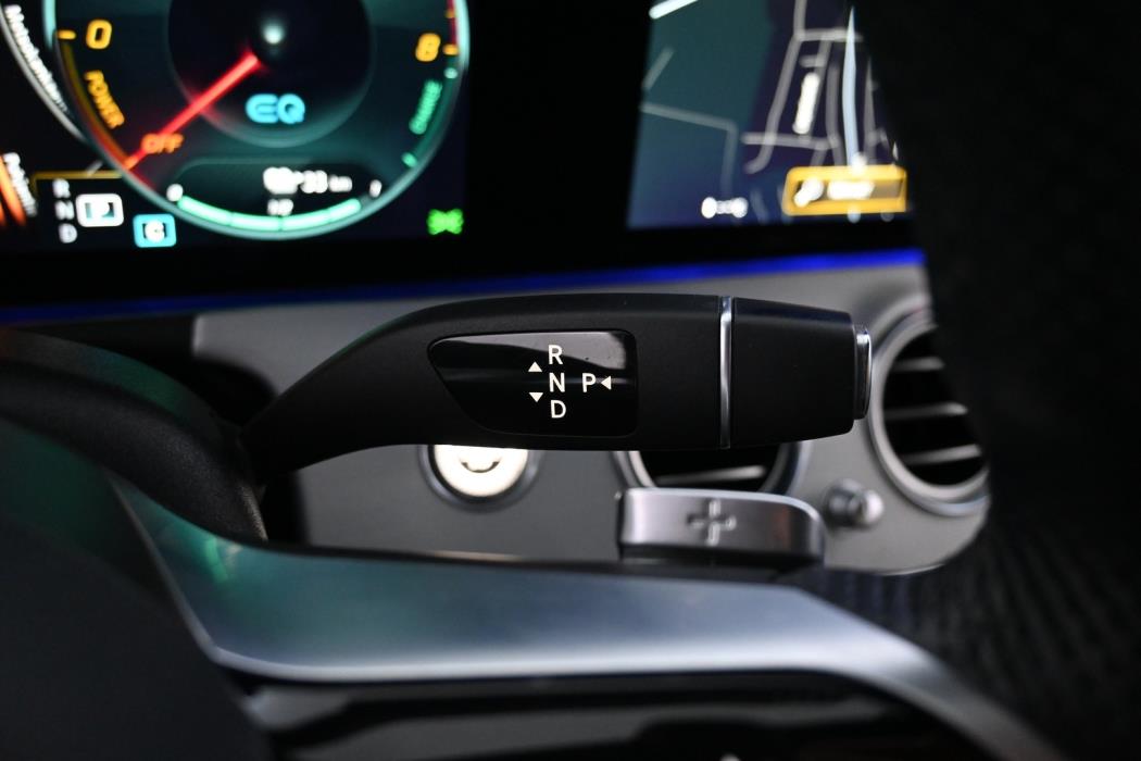 MERCEDES-BENZ E 2021