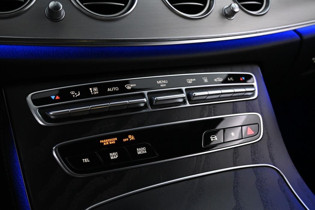 MERCEDES-BENZ E 2021