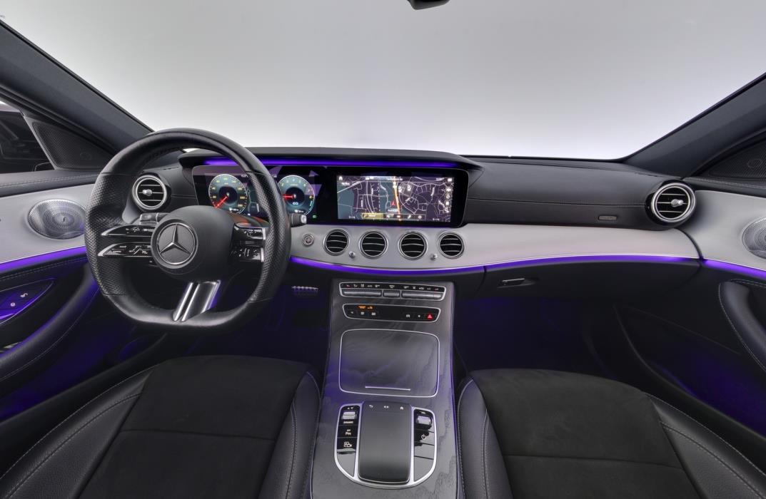 MERCEDES-BENZ E 2021