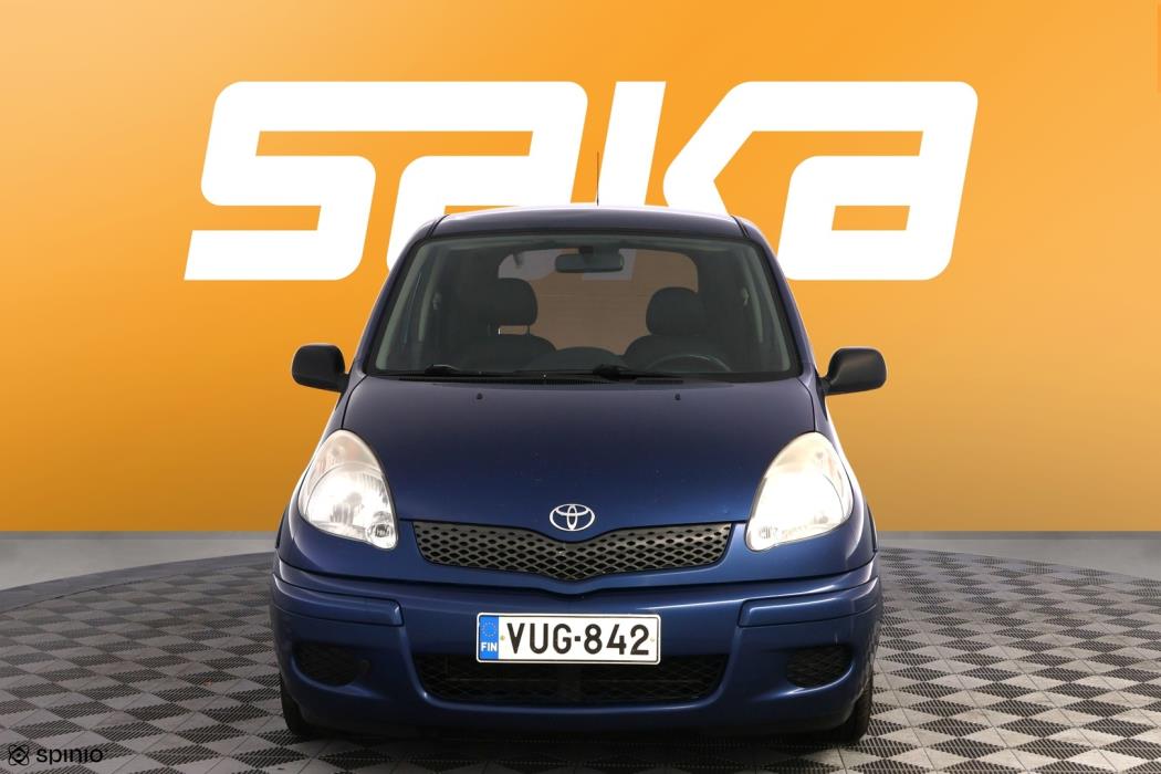TOYOTA Yaris Verso 2005