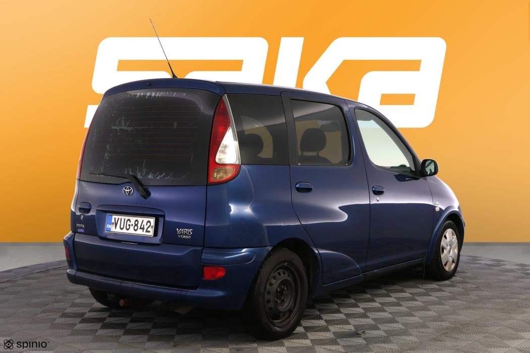 TOYOTA Yaris Verso 2005