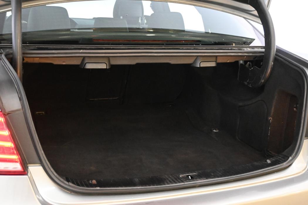 MERCEDES-BENZ E 2014