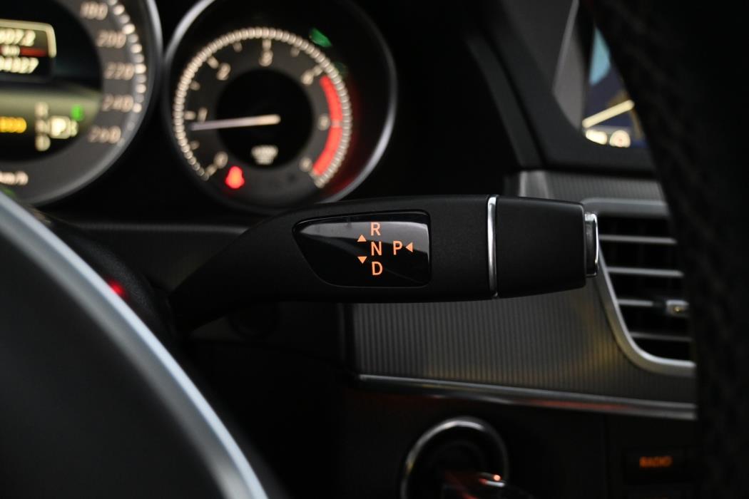 MERCEDES-BENZ E 2014