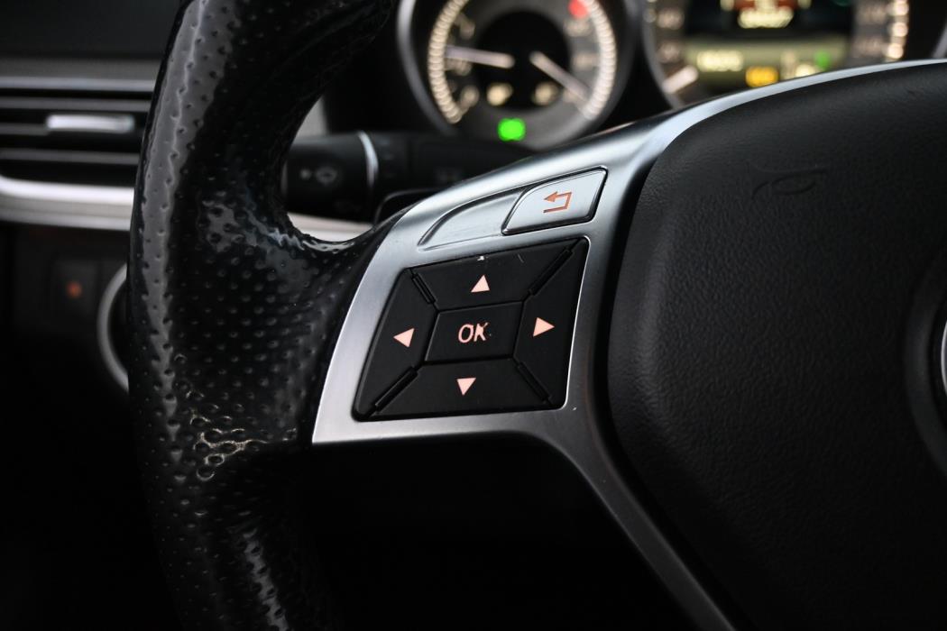 MERCEDES-BENZ E 2014