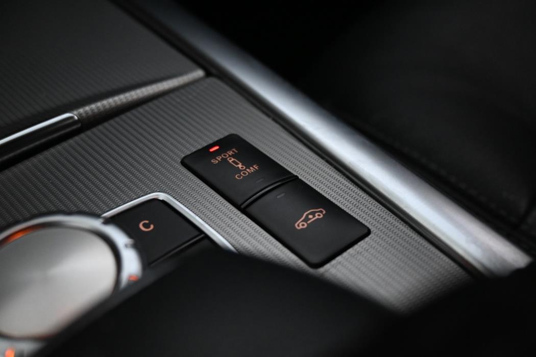 MERCEDES-BENZ E 2014