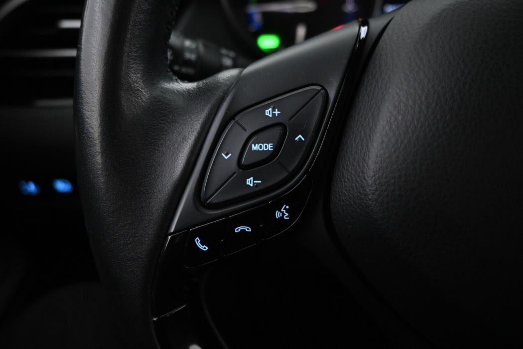 TOYOTA C-HR 2020