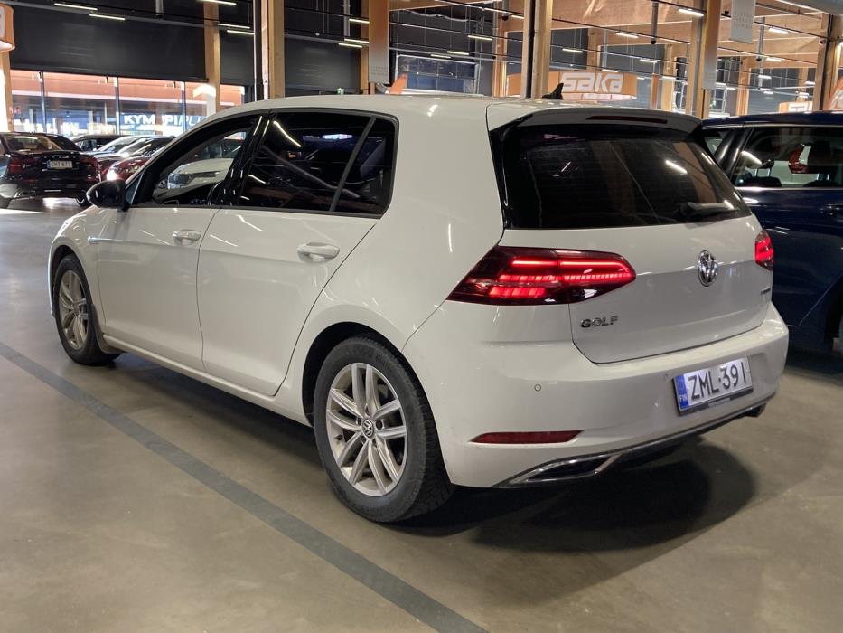 VOLKSWAGEN Golf 2019