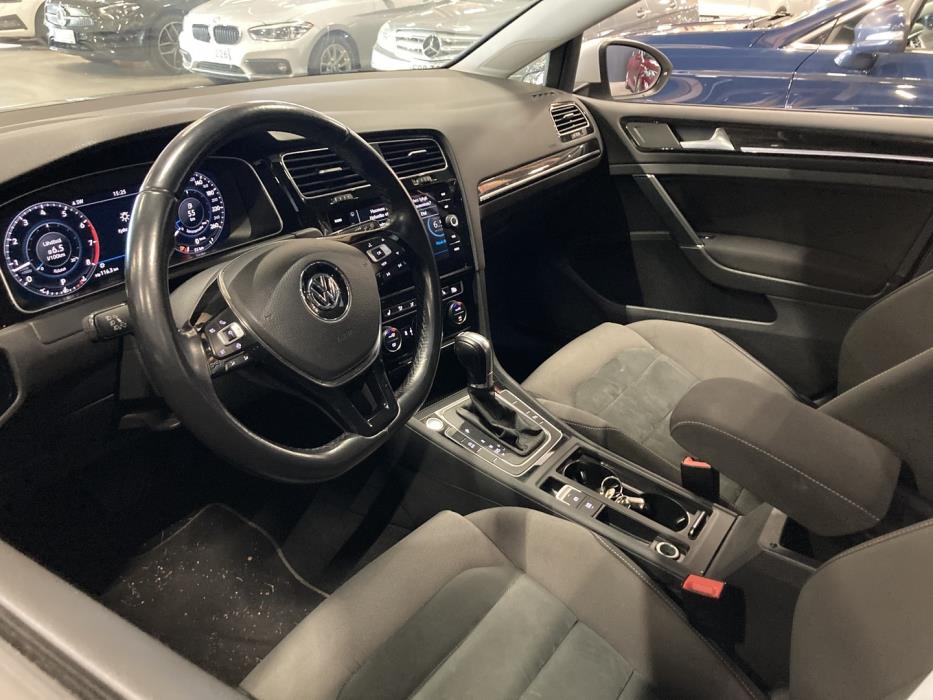 VOLKSWAGEN Golf 2019