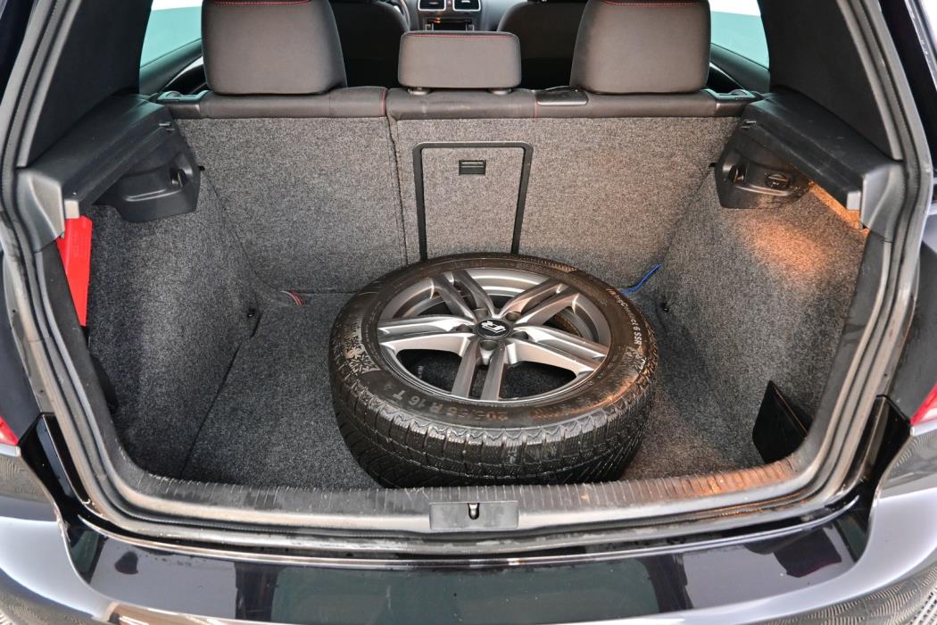 VOLKSWAGEN Golf 2011