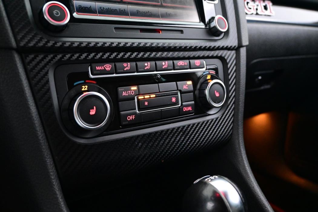 VOLKSWAGEN Golf 2011