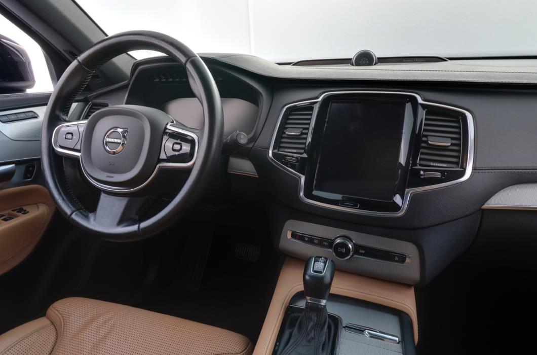 VOLVO XC90 2016