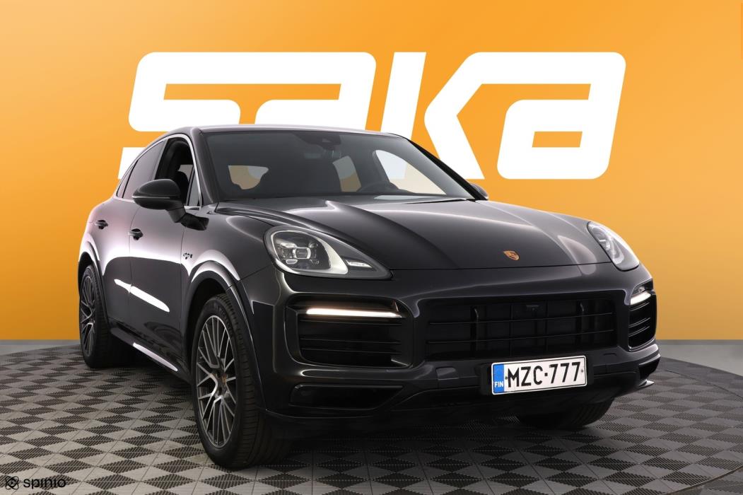 PORSCHE Cayenne 2021