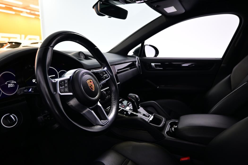 PORSCHE Cayenne 2021