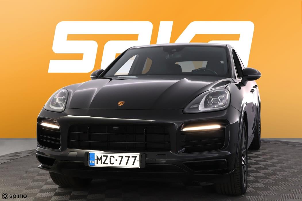 PORSCHE Cayenne 2021