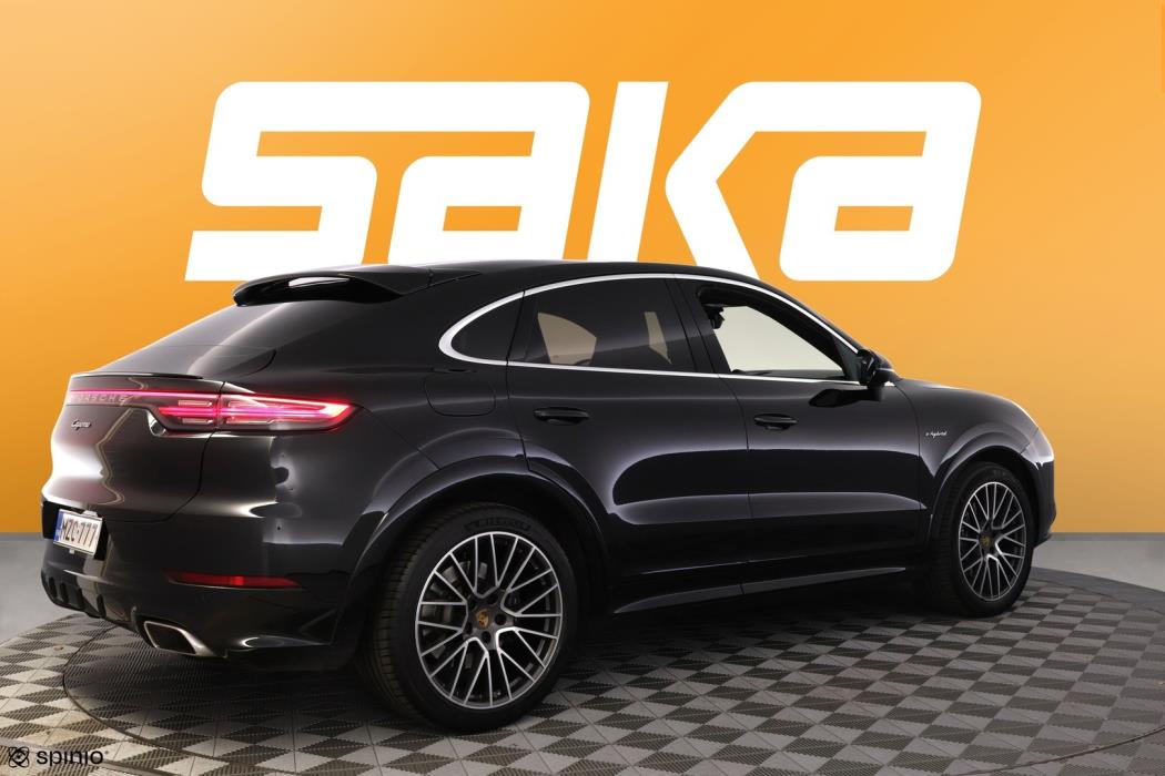 PORSCHE Cayenne 2021