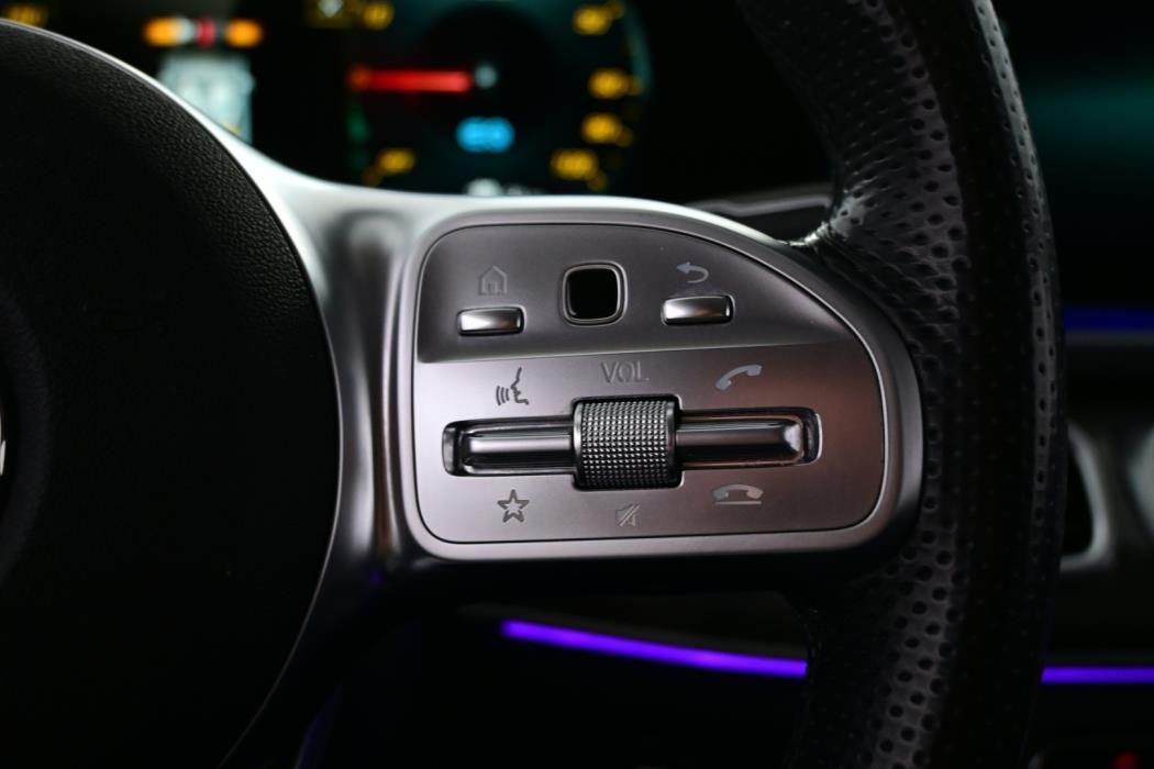 MERCEDES-BENZ GLE 2021