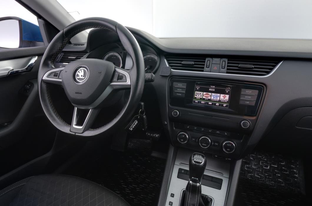 SKODA Octavia 2015