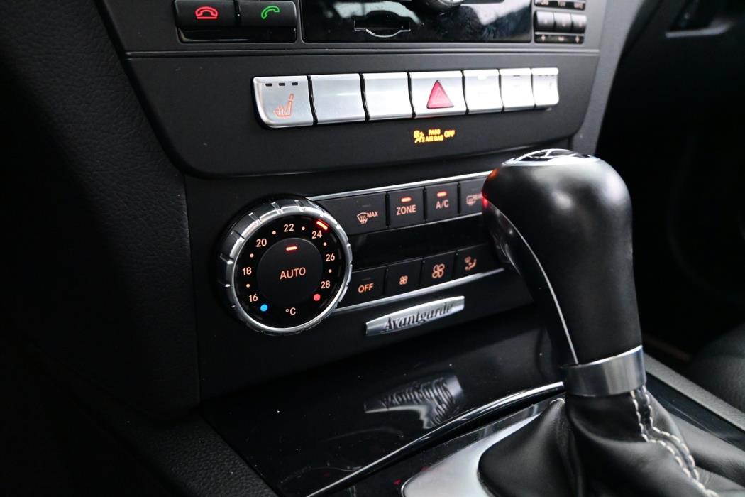 MERCEDES-BENZ C 2011
