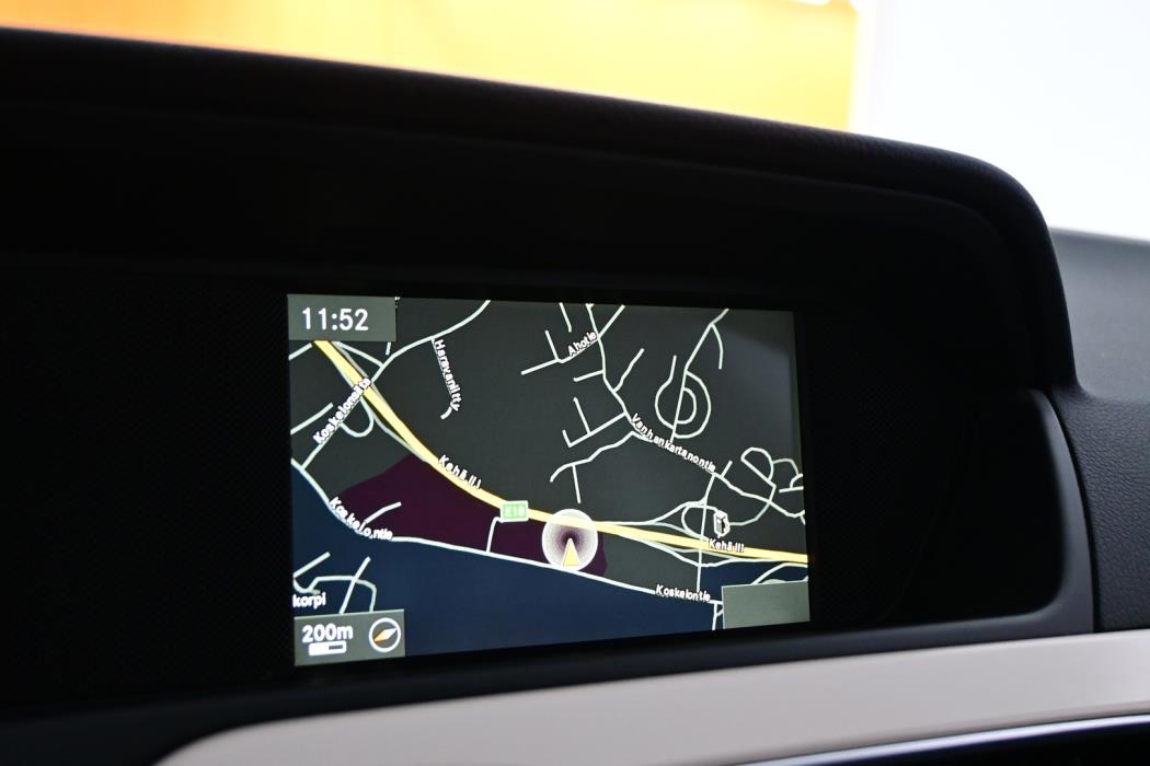 MERCEDES-BENZ C 2011