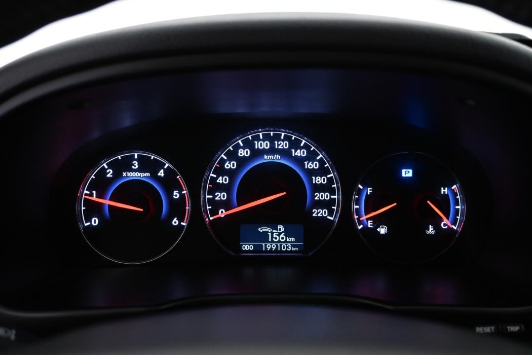HYUNDAI Santa Fe 2011