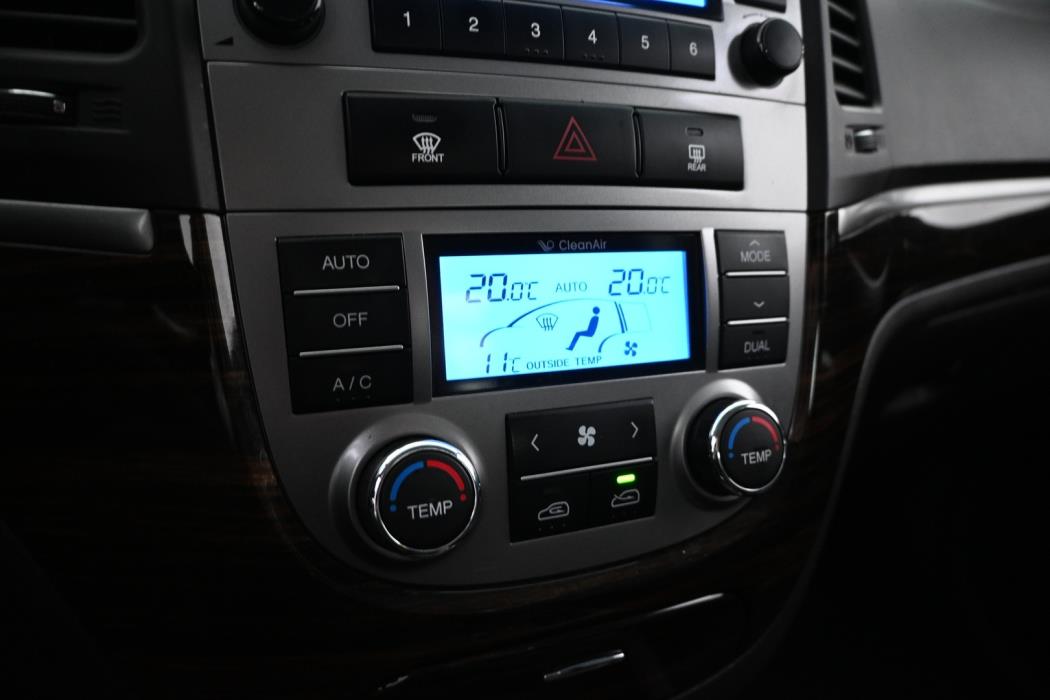HYUNDAI Santa Fe 2011