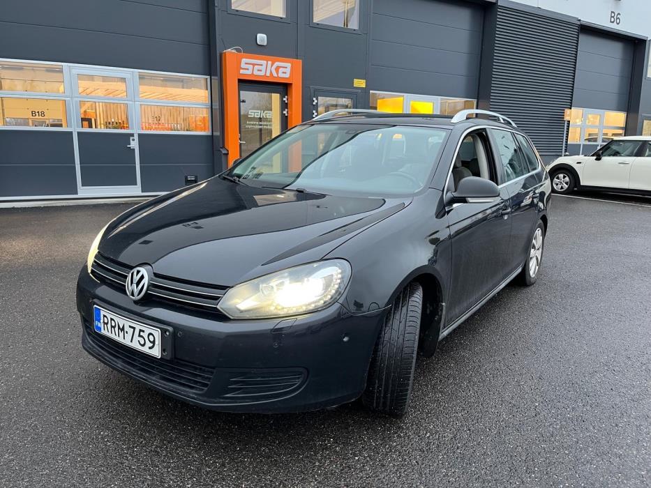 VOLKSWAGEN Golf 2013