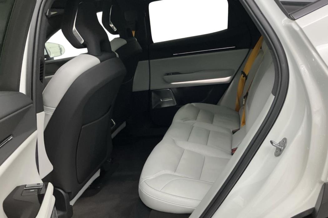 POLESTAR 3 2024