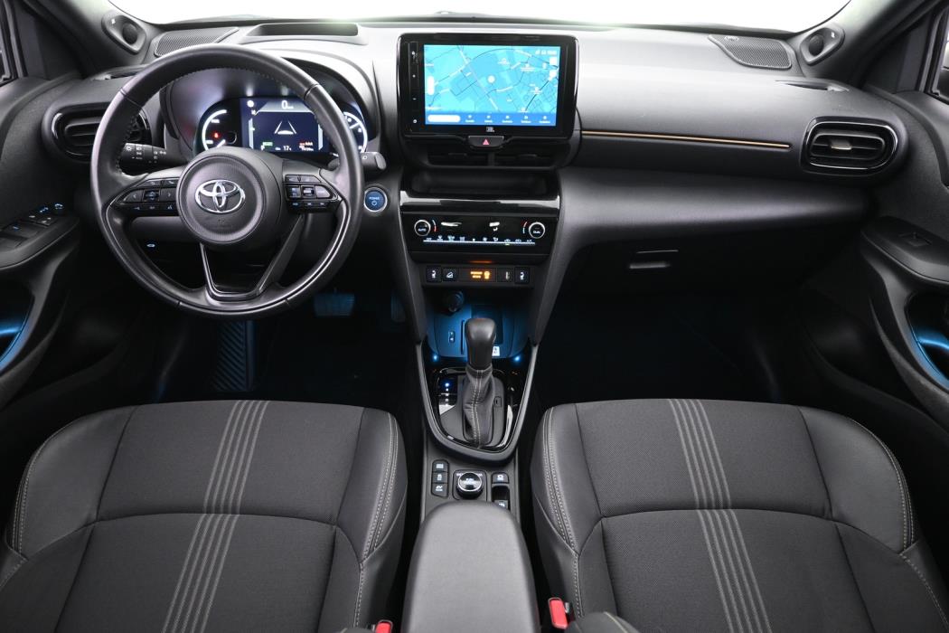 TOYOTA Yaris Cross 2022
