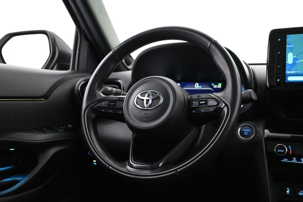 TOYOTA Yaris Cross 2022