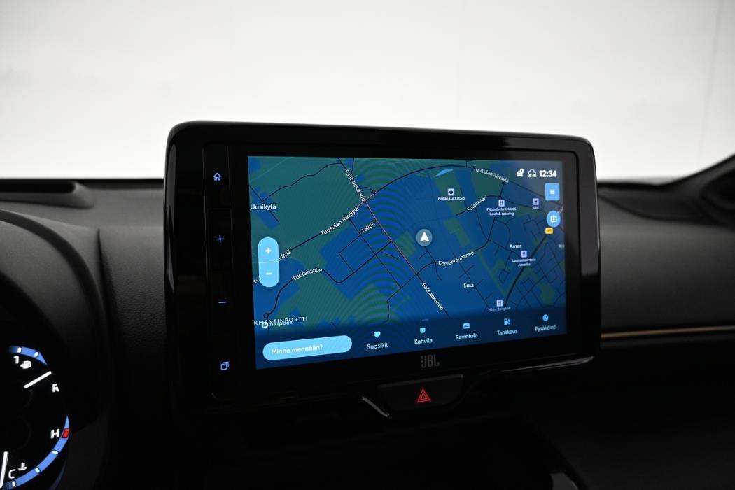 TOYOTA Yaris Cross 2022