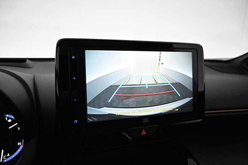 TOYOTA Yaris Cross 2022